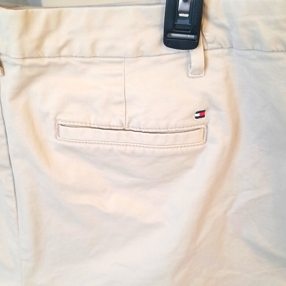Tommy Hilfiger Shorts Size 16 - Picture 5 of 7